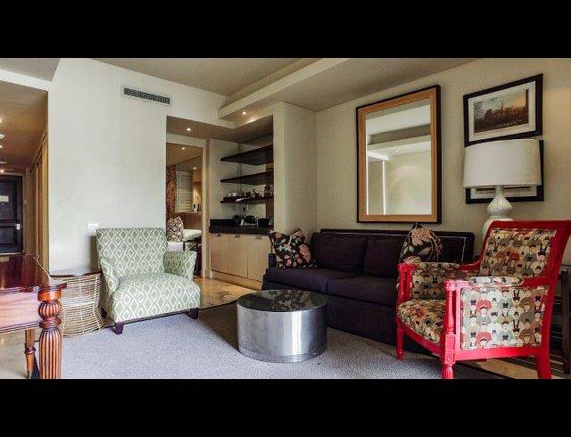 2 BEDROOM APARTMENT FOR SALE IN UMHLANGA RIDGE